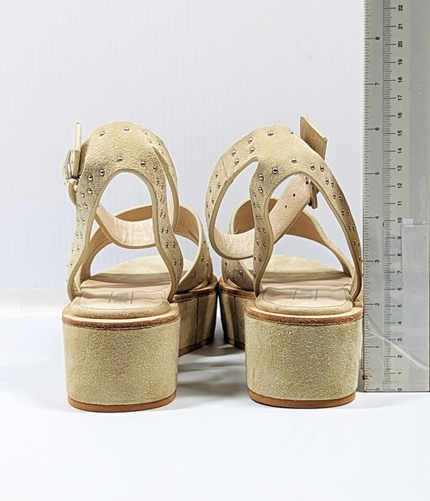 Sol Sana Women's Penelope Flatform Sandal Ecru Suede Stud Size 40 EU (MSRP $170)