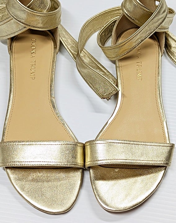 Ivanka Trump Women's Carthe Metallic Leather Ankle Tie Sandals Size 8 MSRP $120