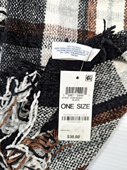 Charter Club Women's Black Chenille Plaid Scarf O/S (MSRP $30)