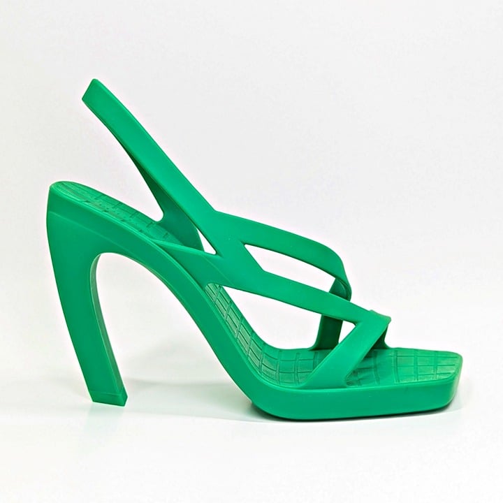 Bottega Veneta Jimbo Women's Slingback Rubber Heeled Sandals Size 38 (MSRP $890)