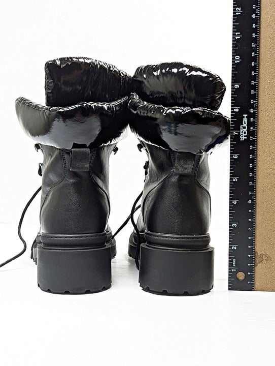Journee Collection Irrah Women's Tru Comfort Foam Bootie Size 9.5 (MSRP $130)