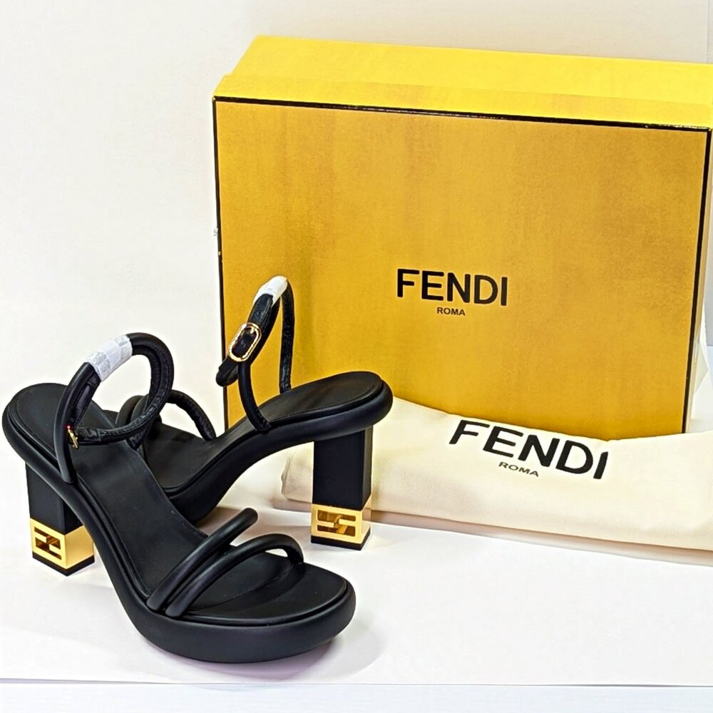 Fendi Women's Baguette Heeled Sandals Nero Nappa Leather Size 37 (MSRP $1,190)