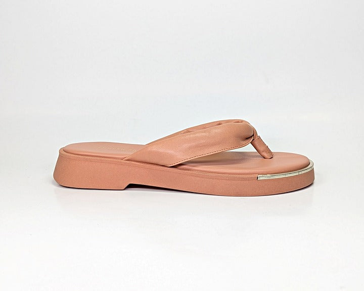 Kenneth Cole Women's Athens Platform Thong in Peach Leather Size 6 (MSRP $89)