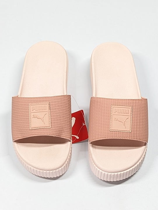 Puma Women's Bold Platform Pink Pearl Pool Slides Sandals Size 8.5 US (MSRP $85)