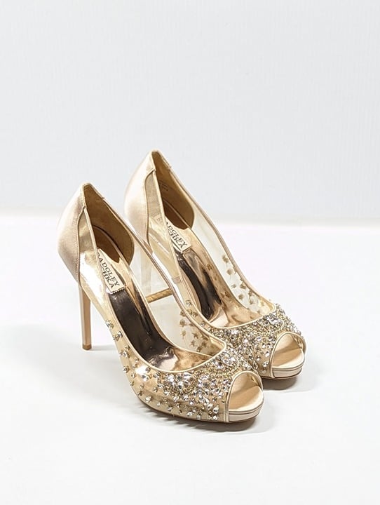 Badgley Mischka Women's Pepper Embellished Pumps Satin Size 9 (MSRP $295)