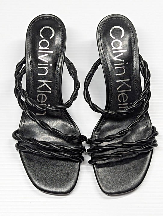 Calvin Klein Women's Ileyia Strappy Slip-On Dress Sandals Size 7 M (MSRP $99)