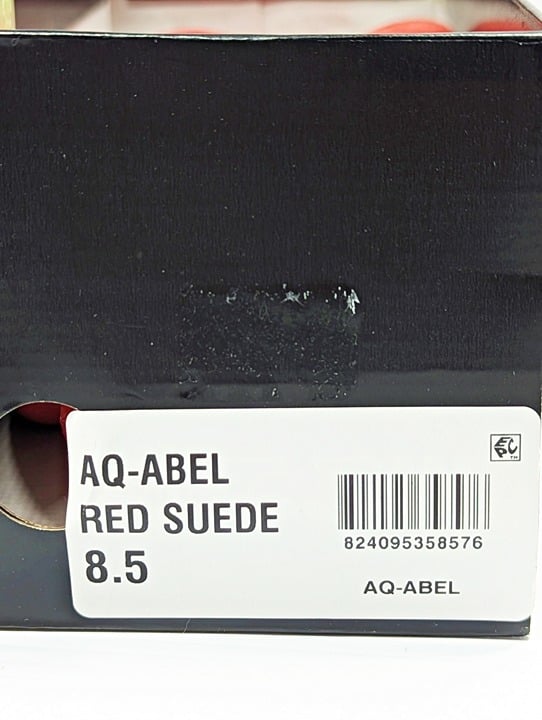 Aqua Women's Abel Red Suede Point Toe Flats Size 8.5 M (MSRP $79)