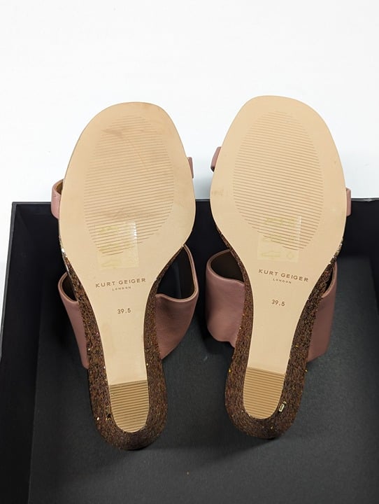 Kurt Geiger London Women's Charing Wedge Sandals Pale Pink Size 39.5 (MSRP $185)