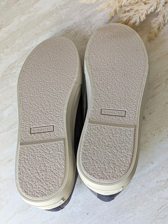 Vince Heaton Women's Blue Coastal Fabric Sneaker Size 6.5 M (MSRP $230)