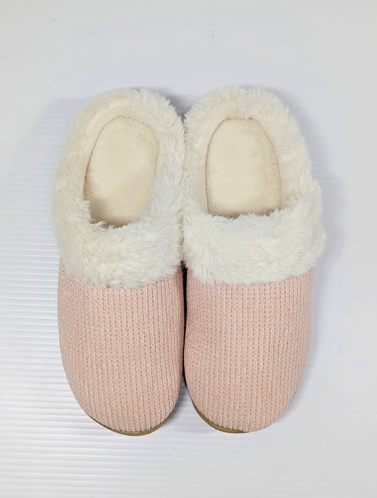 Isotoner Women's Boxed Chenill Evening Sand Slipper Size M (7.5-8) MSRP $40