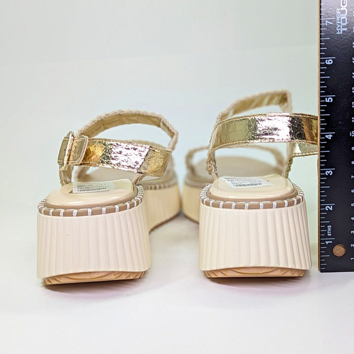 Dolce Vita Daiya Women's Metallic Platinum Platform Sandal Size 10 (MSRP $130)