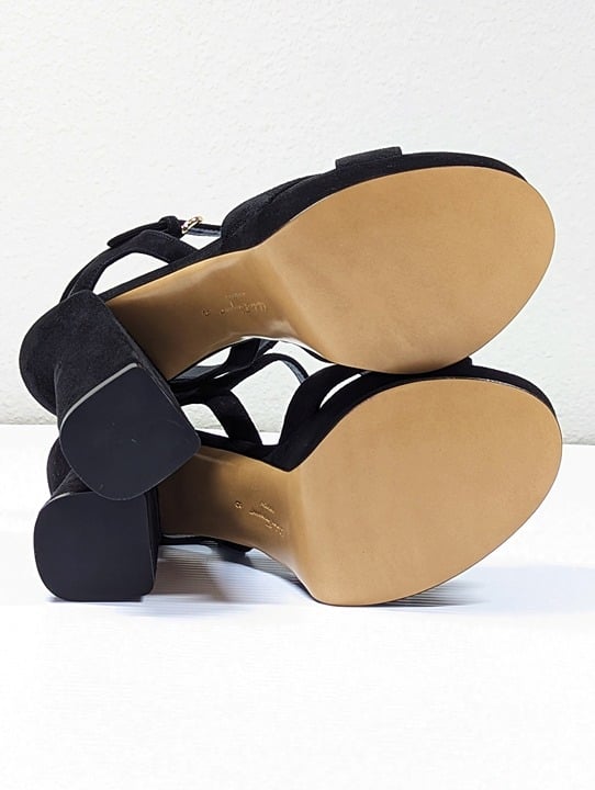Ferragamo Women's Sonya Suede Ankle Strap Platform Sandals Size 8 C (MSRP $995)