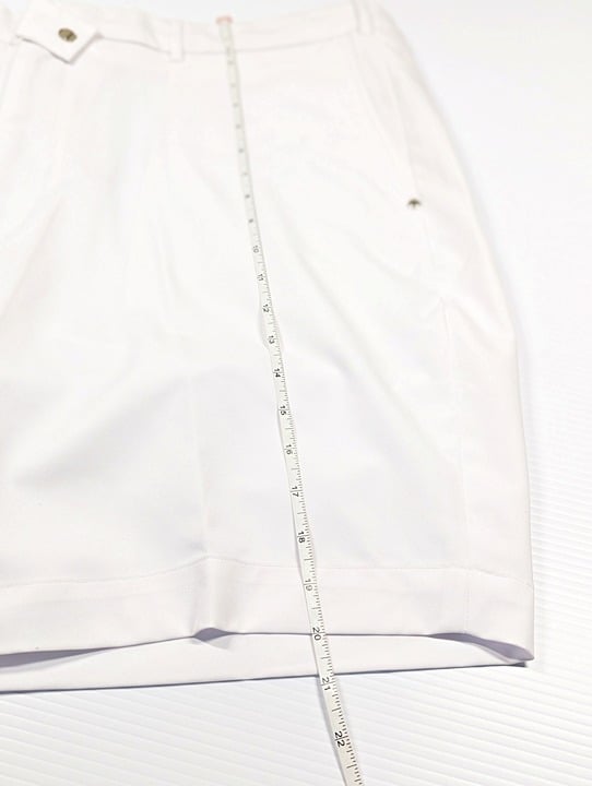 RLX Ralph Lauren Golf Men's Tailored Fit Performance Shorts White Size 42