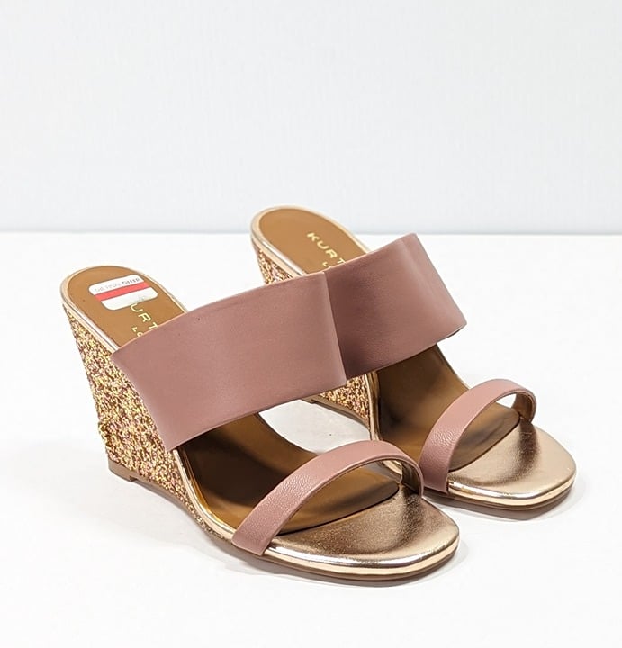 Kurt Geiger London Women's Charing Wedge Sandals Pale Pink Size 36 (MSRP $185)
