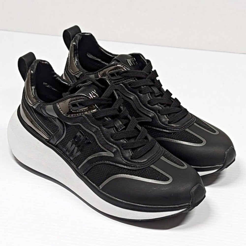 DKNY Women's Aki Lace-Up Sneakers Black Gunmetal Size 5 M (MSRP $139)
