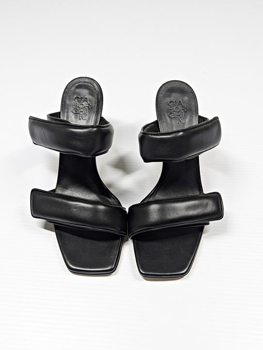 Gia Borghini X Pernille Teisbaek Perni 03 Womens Black Sandals Size 39 MSRP $395