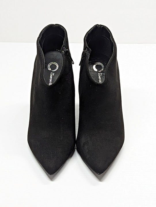 Journee Collection Women's Demmi Pointed Toe Shooties Black Size 8 M (MSRP $90)
