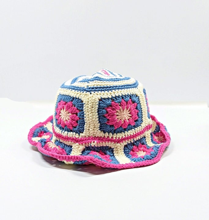 Jocelyn Women's The Tulum Crochet Hat Pink Multi O/S (MSRP $75)