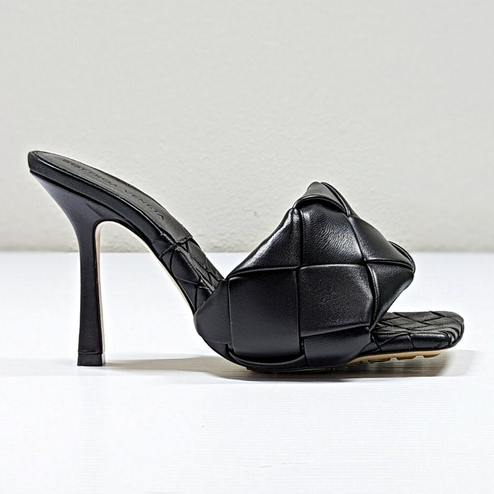 Bottega Veneta Lido Women's Woven Heel Sandals Nero Size 35 IT (MSRP $1,500)