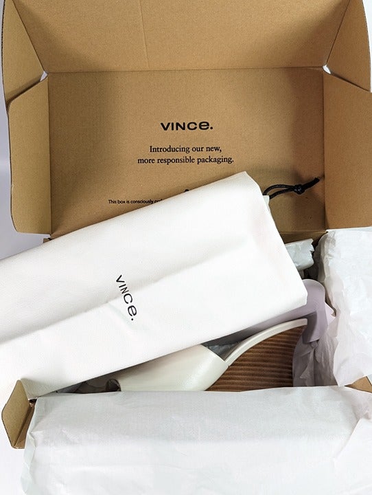 Vince Women's Pia Wedge Mule Sandals Milk Leather Size 9.5 M (MSRP $325)