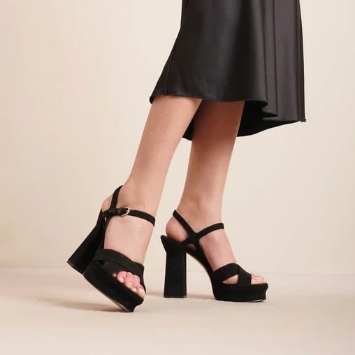 Ferragamo Women's Sonya Suede Ankle Strap Platform Sandals Size 8 C (MSRP $995)