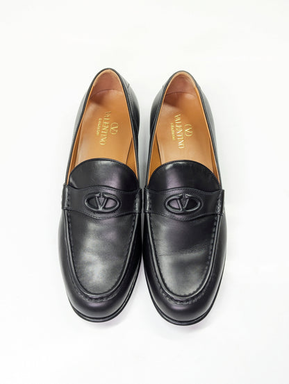 Valentino Garavani Men's Vlogo Penny Loafer in Nero Black Size 43 (MSRP $980)