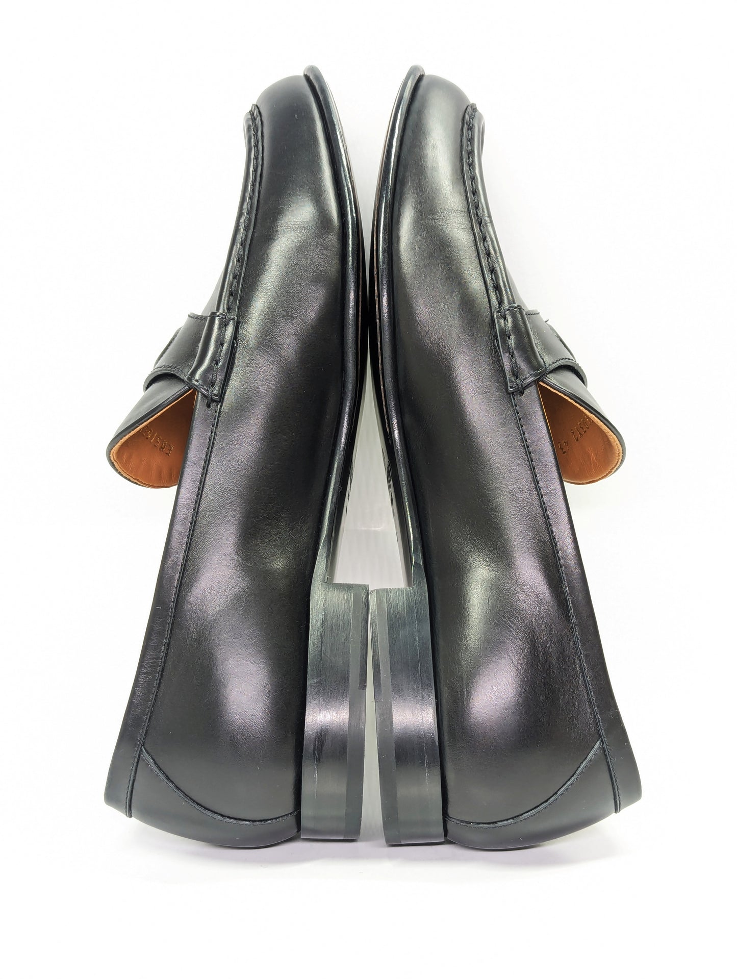 Valentino Garavani Men's Vlogo Penny Loafer in Nero Black Size 43 (MSRP $980)
