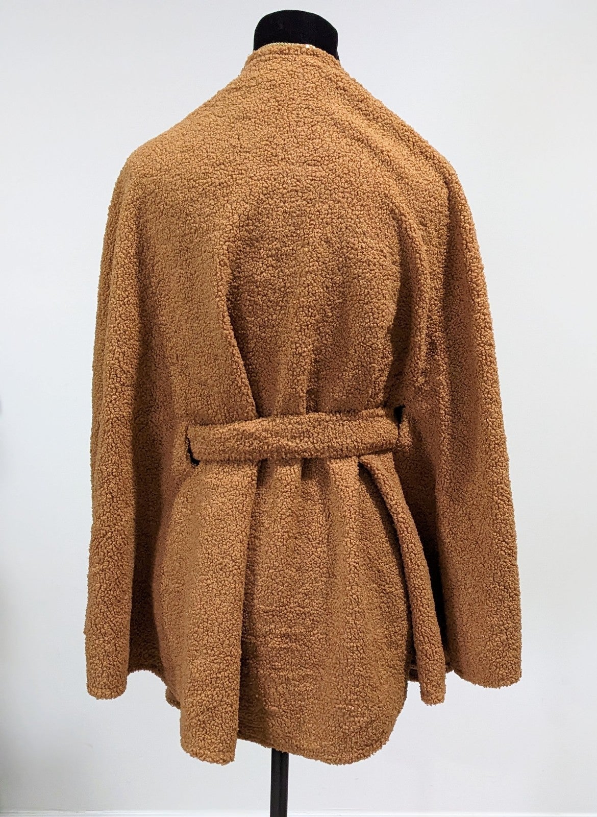 INC international Concepts Sherpa Faux Fur Belt kimono Shawl (MSRP $88)