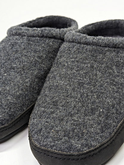 Vince Men's Howell Shearling-Lined Slippers Charcoal Gray Size 9 (MSRP $150)