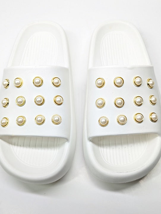 Kenneth Cole Mello Eva Pearl Embellished Platform Sandal White Size 8 (MSRP $59)