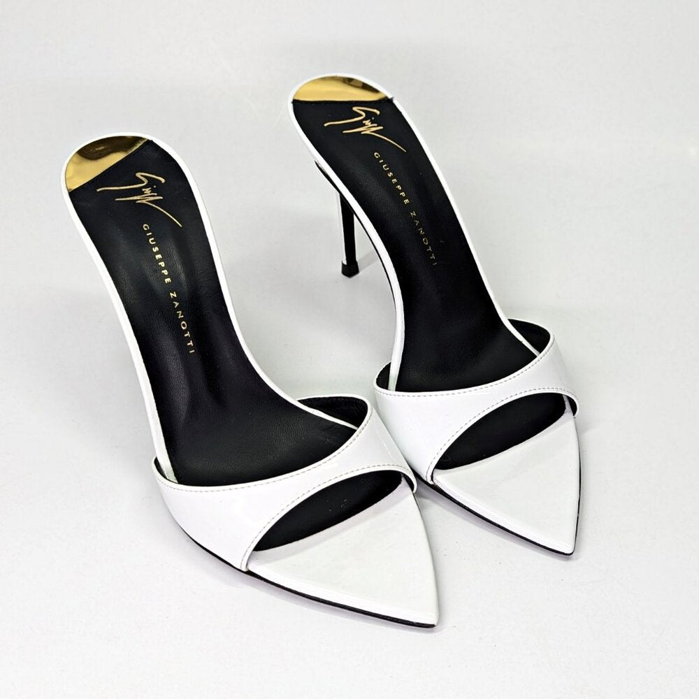 Giuseppe Zanotti Intrigo 90mm White Patent Mule Sandals Size 35 (MSRP $795)