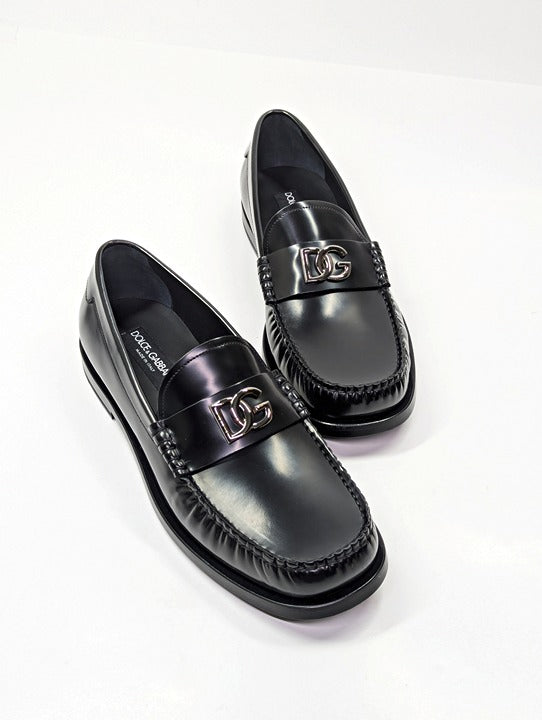 Dolce & Gabbana Men's DG-Plaque Polished Calfskin Leather Loafers Size 8.5