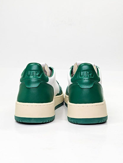 Autry Men's Medalist Low Top Sneakers White & Green Leather Size 44 (MSRP $240)
