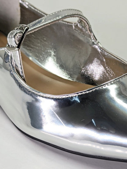 I.N.C. International Concepts Valan Silver Triple Straps Flats Size 8 MSRP $80