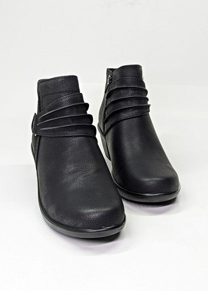 Easy Street Women's Damita Booties Black Matte Faux Leather Size 9.5 (MSRP $70)