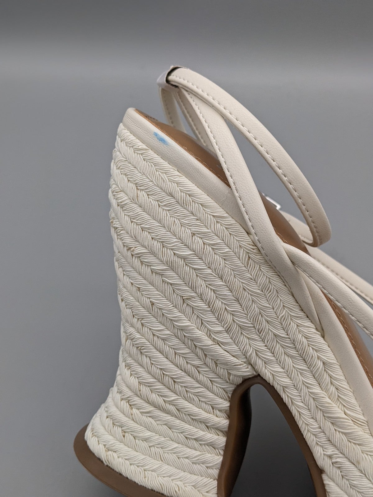 Marc Fisher LTD Fetch Espadrilles Platform Size 9M (MSRP$120)