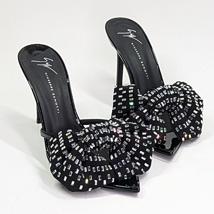 Giuseppe Zanotti Intriigo Alexandrine 90 Embellished Sandals Size 37 MSRP $1,195