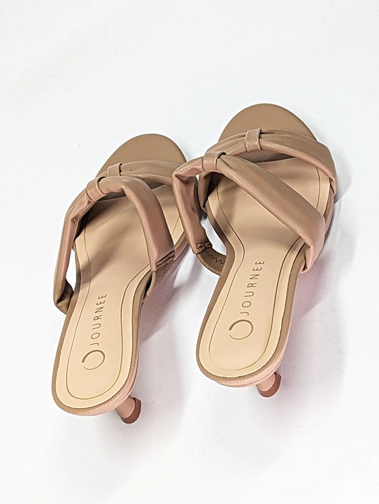 Journee Collection Women's Dyllan Kitten Heel Slip On Pumps Size 7 (MSRP $80)