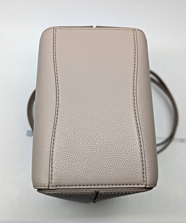 Tory Burch McGraw Small Bucket Bag Convertible in Fresh Clay (MSRP $368)