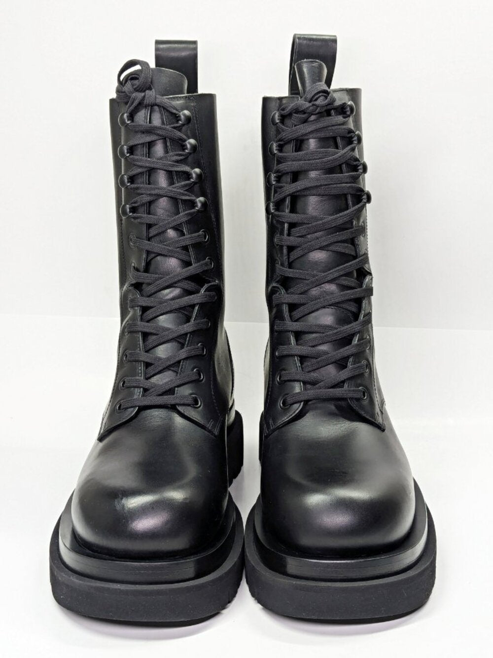 Bottega Veneta Men's Lug Sole Combat Boots in Black Leather Size 41 (MSRP $1450)