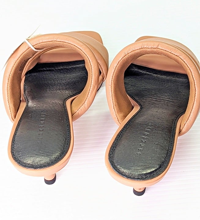 Sanctuary Women's Likely Square Toe Slip On Leather Sandal Size 8 M (MSRP $109)