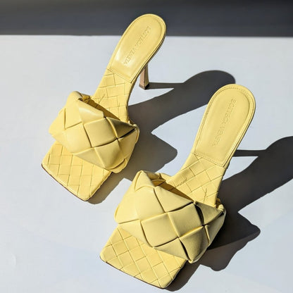 Bottega Veneta Lido Women's Woven Heel Sandals in Butter Size 38.5 (MSRP $1,500)