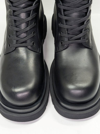 Bottega Veneta Men's Lug Sole Combat Boots in Black Leather Size 41 (MSRP $1450)