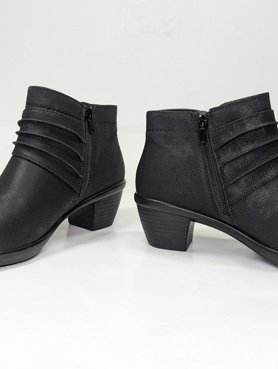 Easy Street Women's Damita Booties Black Matte Faux Leather Size 9.5 (MSRP $70)