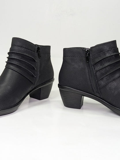 Easy Street Women's Damita Booties Black Matte Faux Leather Size 9.5 (MSRP $70)