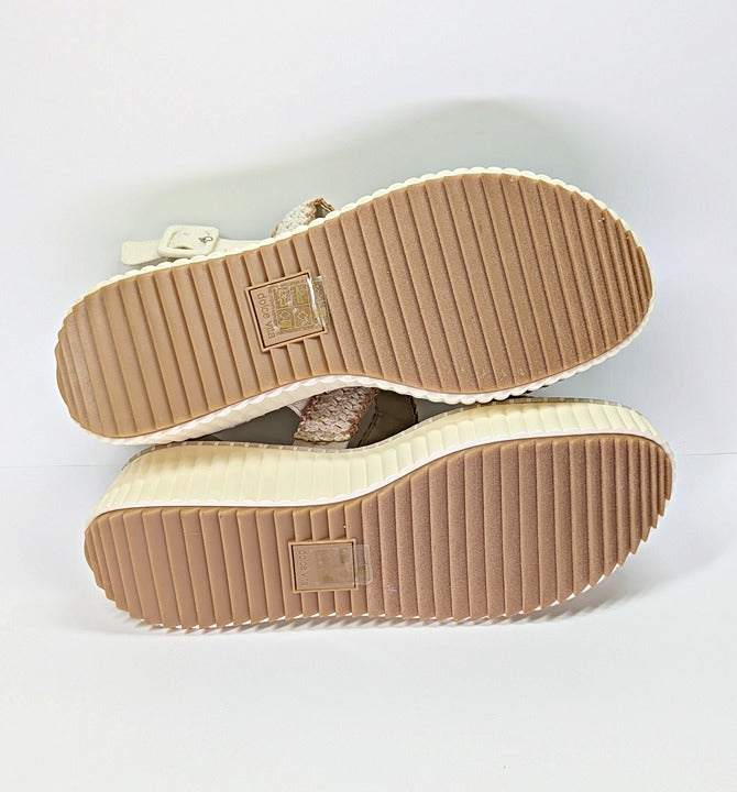 Dolce Vita Daiya Women's Ivory Platform Sandals Size 9 (MSRP $130)