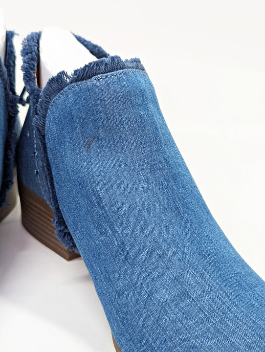 Kenneth Cole Reaction Women's Side Skip Shooties Blue Denim Size 7.5 (MSRP $99)