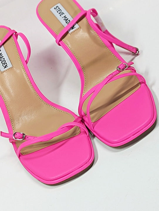 Steve Madden Women's Zarya Strappy Flared-Heel Sandals Size 9.5 (MSRP $99)