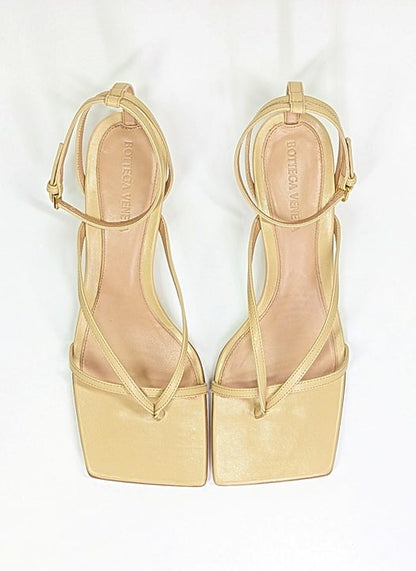 Bottega Veneta Women's Stretch Ankle Strap Kitten Sandals Size 36.5 (MSRP $990)
