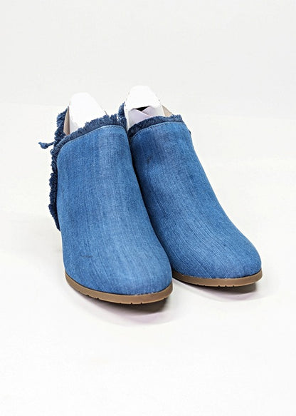 Kenneth Cole Reaction Women's Side Skip Shooties Blue Denim Size 7.5 (MSRP $99)